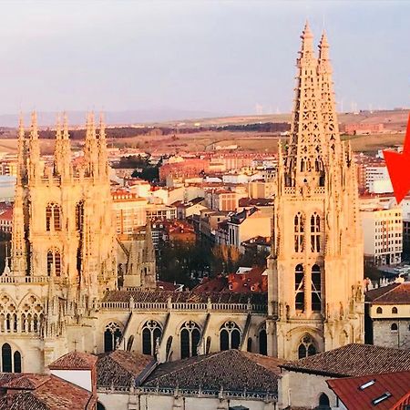 Viendo La Catedral Desde Plaza Vega Daire Burgo Dış mekan fotoğraf