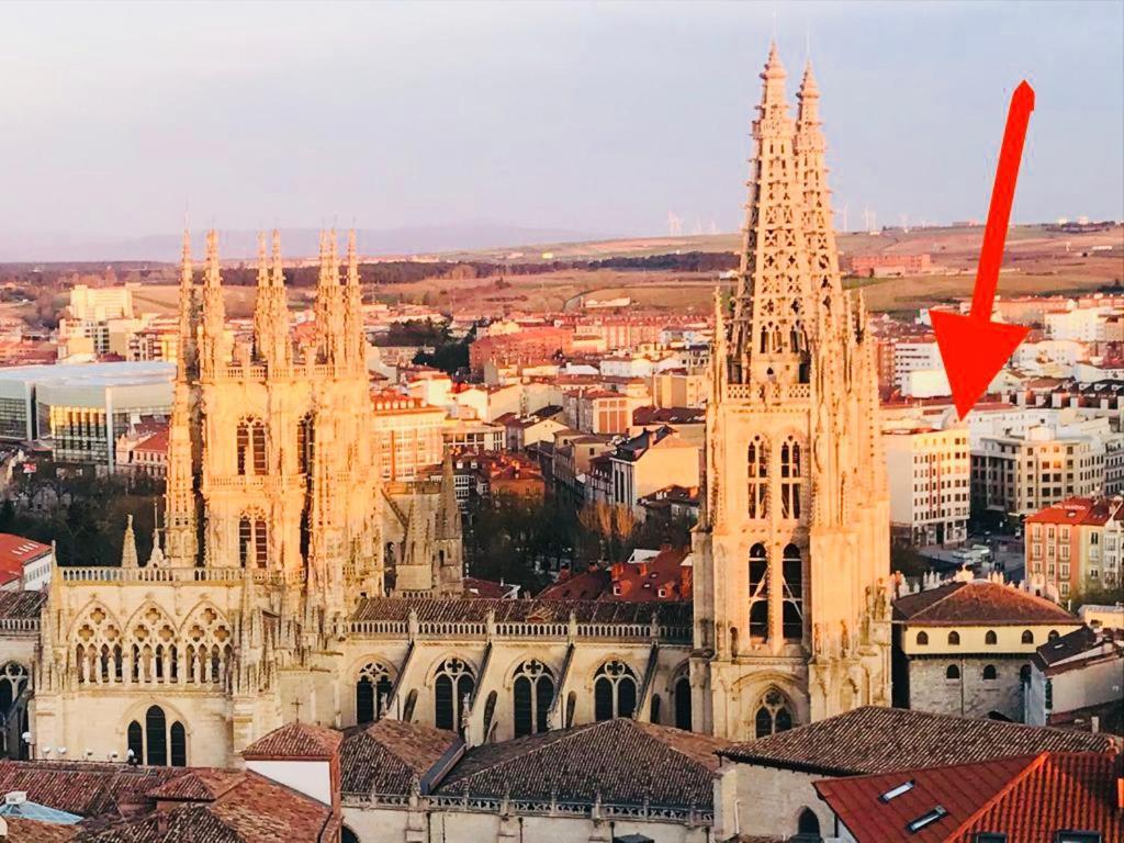 Viendo La Catedral Desde Plaza Vega Daire Burgo Dış mekan fotoğraf